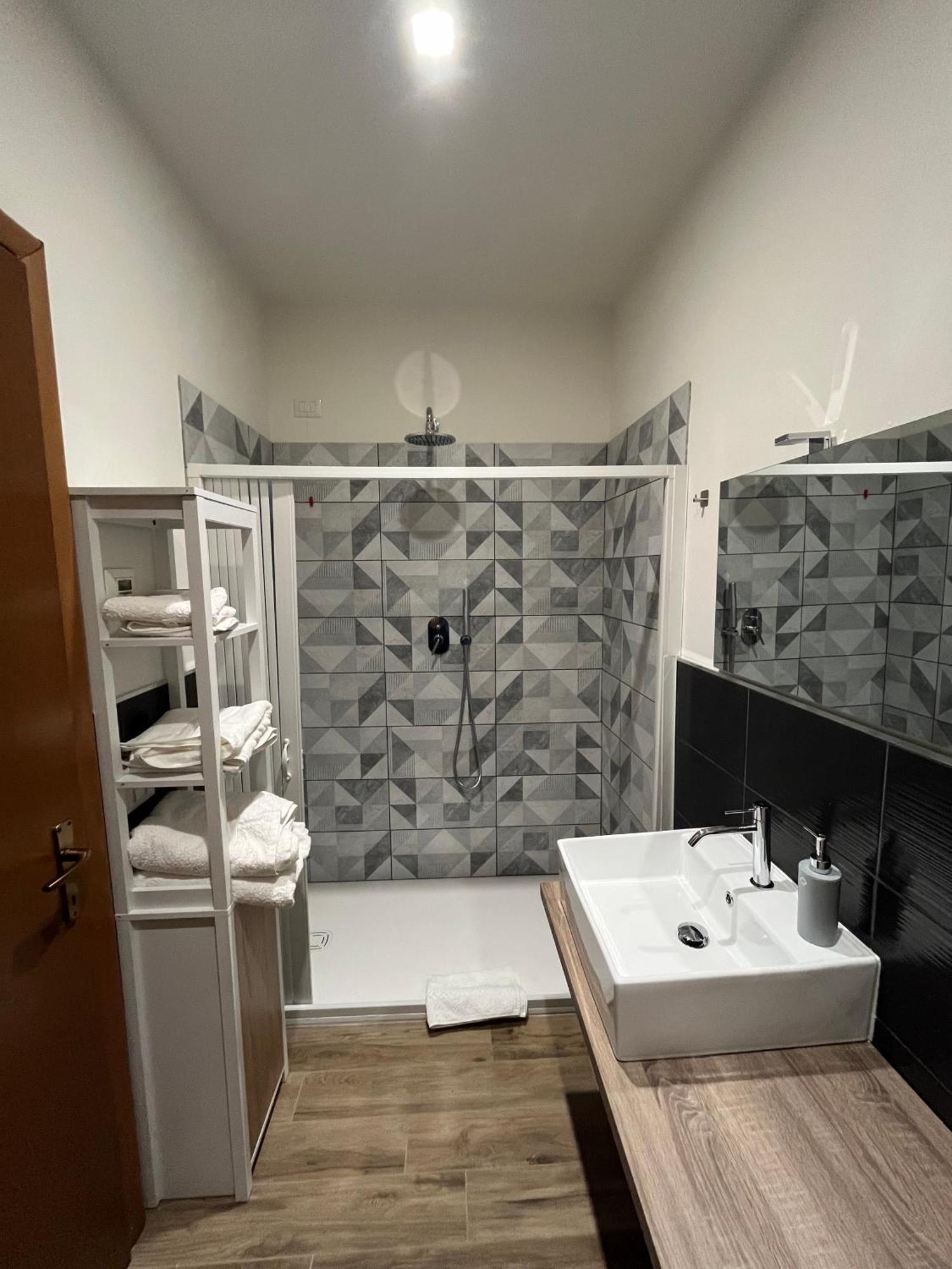 Casa Nel Borgo Di Capraia Montelupo Fiorentino Bagian luar foto