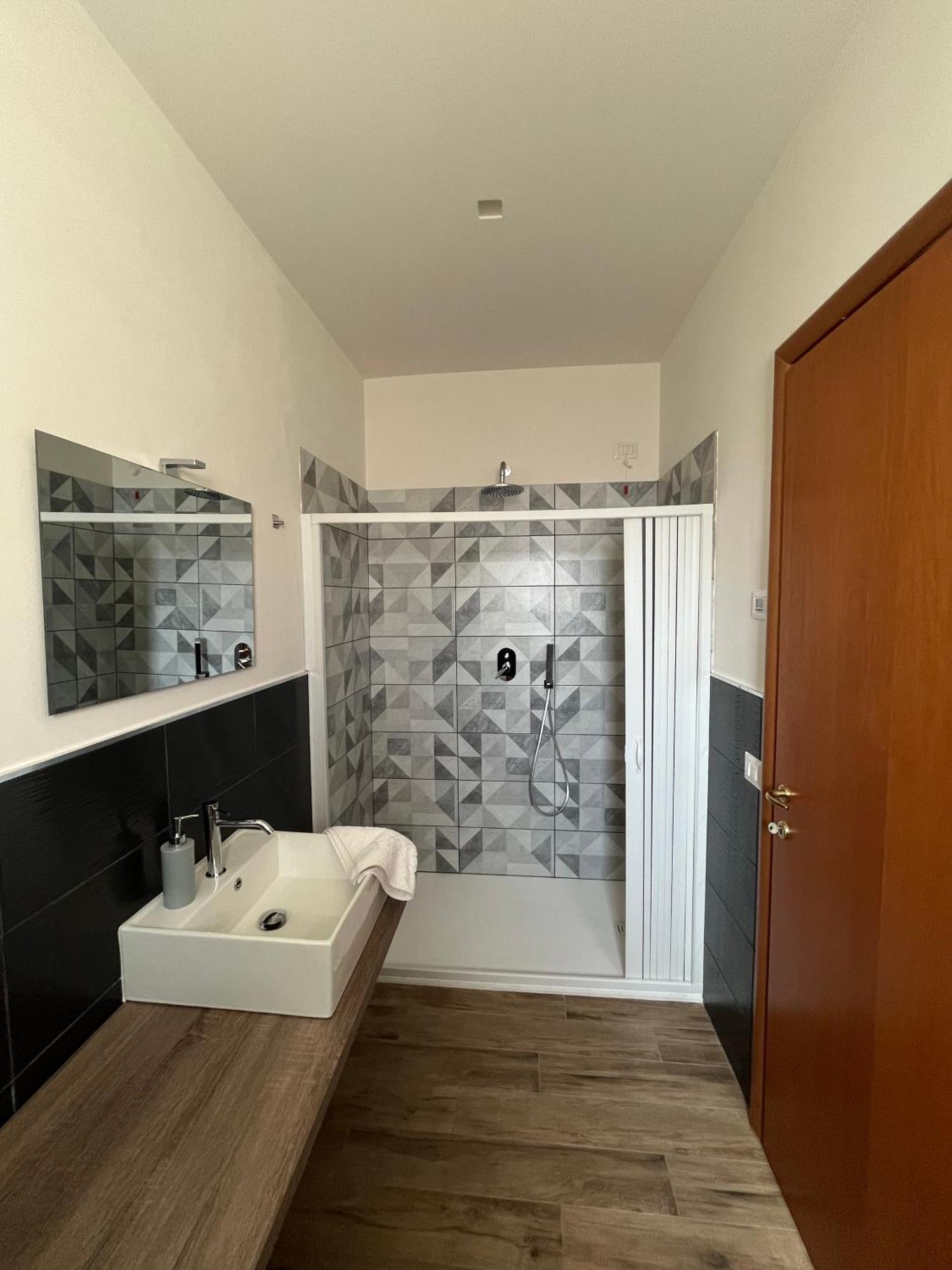 Casa Nel Borgo Di Capraia Montelupo Fiorentino Bagian luar foto
