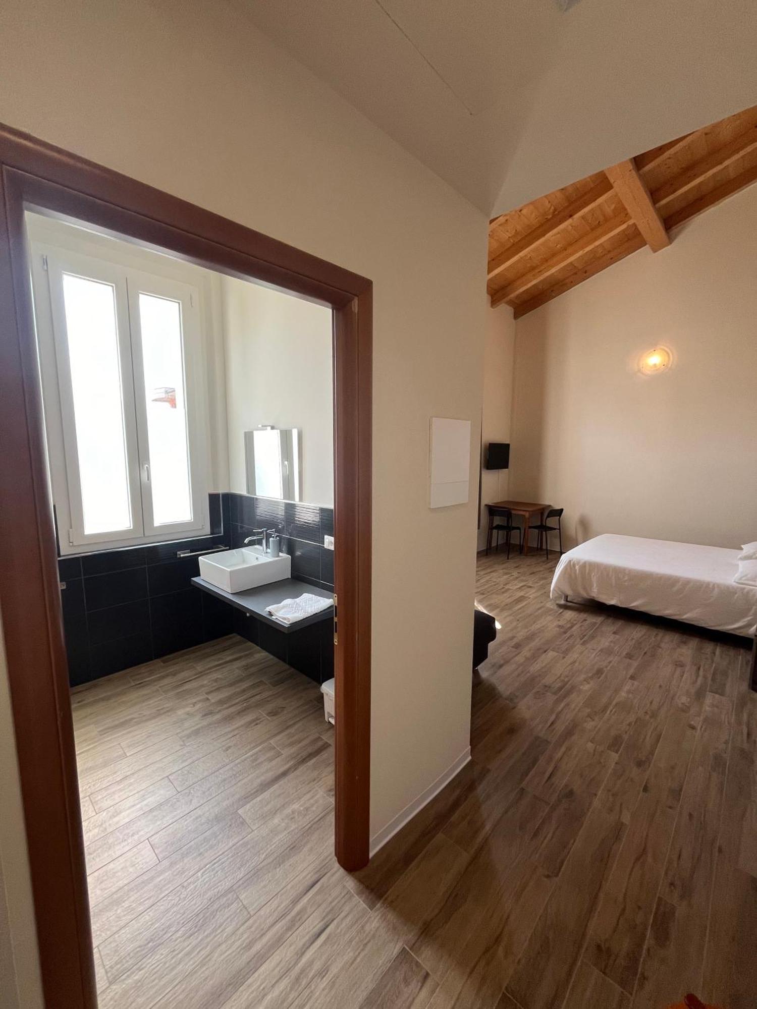 Casa Nel Borgo Di Capraia Montelupo Fiorentino Bagian luar foto